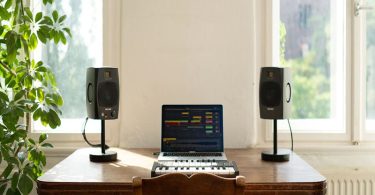 Test ADAM Audio D3V Des Enceintes Monitoring Desktop qui Révolutionnent le Home Studio