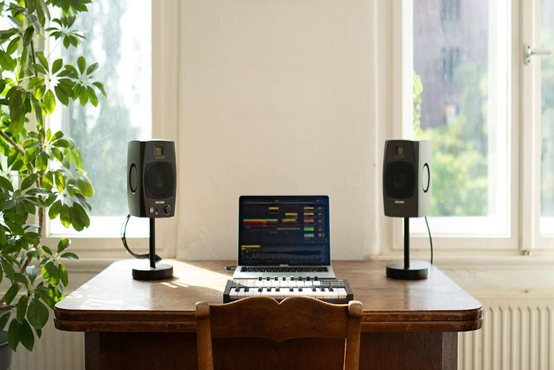 Test ADAM Audio D3V Des Enceintes Monitoring Desktop qui Révolutionnent le Home Studio